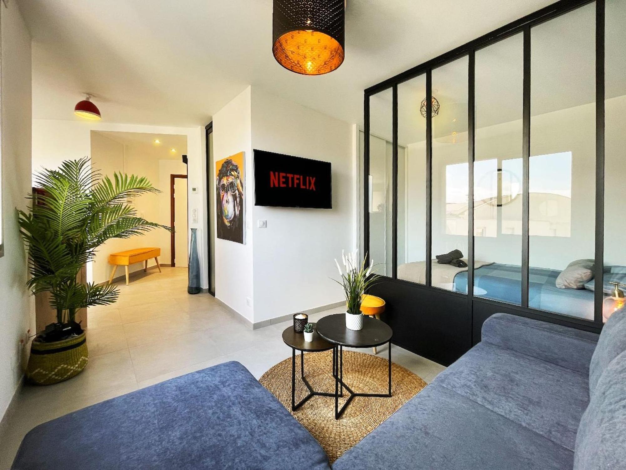 Homey Superchill - Appartement Moderne Et Tout Equipe - Netflix Et Wifi Inclus - Situe En Hyper-Centre - Proche Geneve Annemasse Εξωτερικό φωτογραφία